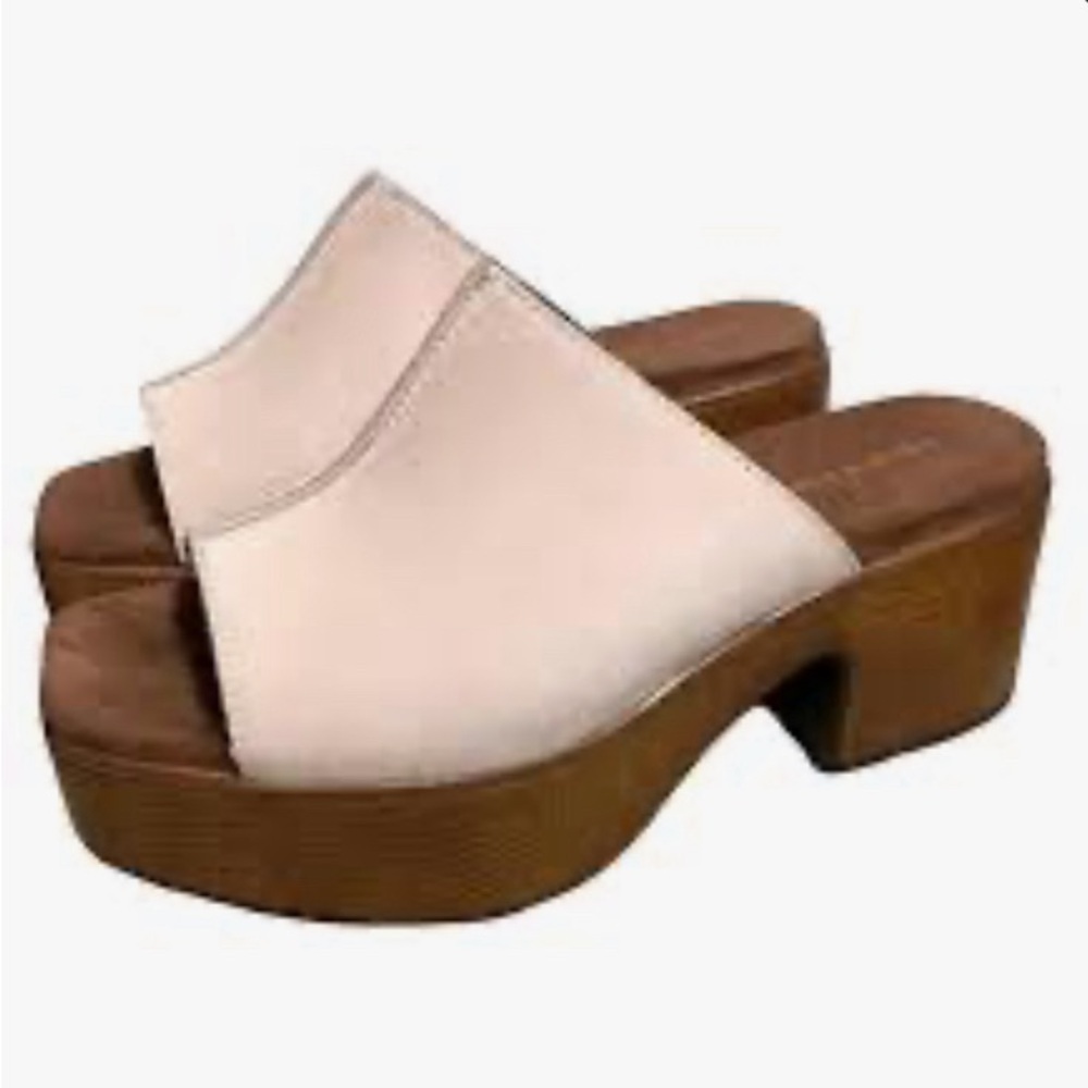 House of Harlow 1960 Griffin Ivory Leather Platform Block Heel Sandals W size 9
